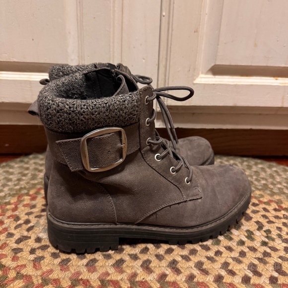 Gray Ankle Boots with Buckle Detail by Cliff size 9.5 - Picture 1 of 6